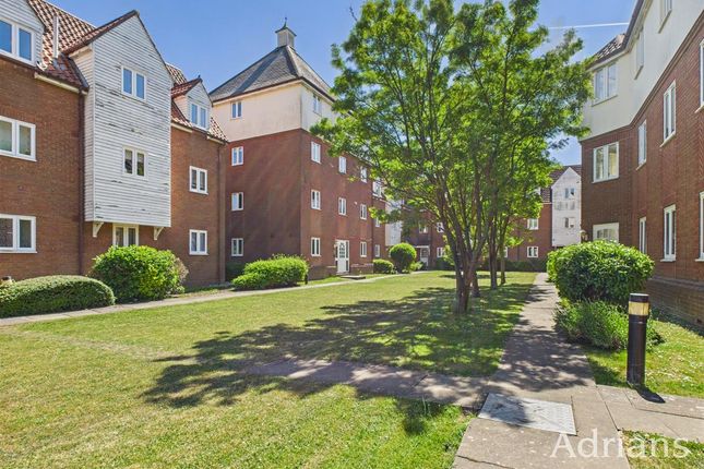 Melba Court, Chelmsford 2 bed apartment for sale