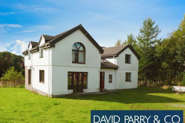 Pant y Dwr Rhayader LD6 5LN 4 bed detached house for sale