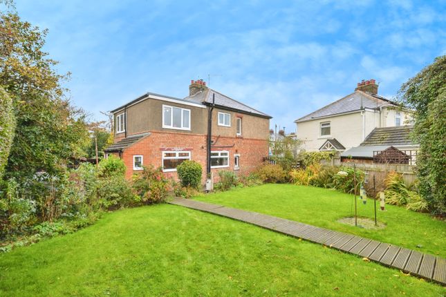 3 bed detached house