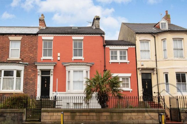 5 bedroom terraced house for sale