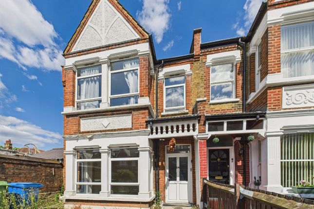 1 Beauval Road, Greater London SE22 1 bed ground floor flat for sale
