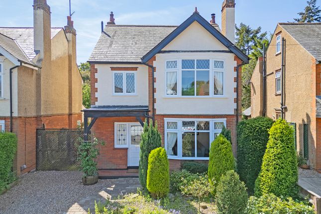 3 bed detached house