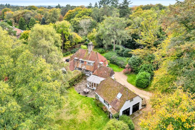 Headley Road, Hampshire GU26 3 bed semi