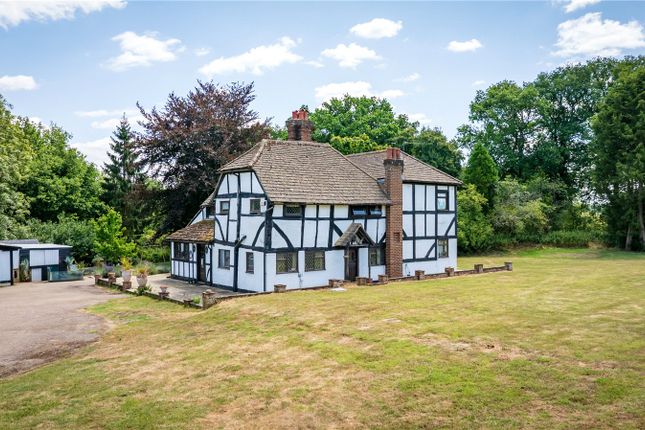 Knowle Lane, Cranleigh, Surrey, GU6 5 bed detached house for sale
