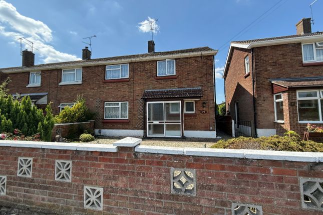 Dunstable, Bedfordshire LU6 3 bed semi
