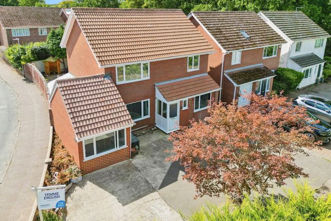 Pilborough Way, COLCHESTER, CO3 6 bed detached house for sale