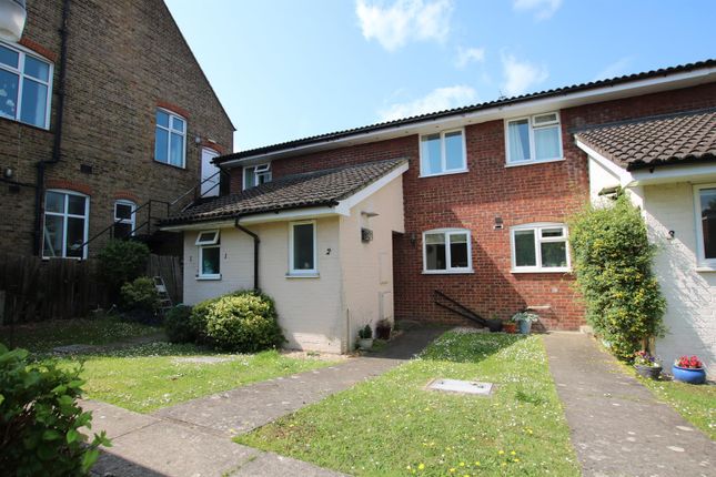 OWEN PLACE, LEATHERHEAD KT22 2 bed terraced house for sale