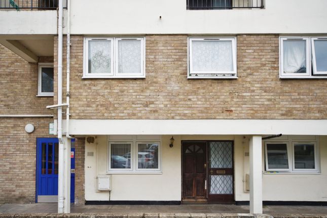 3 bedroom flat for sale
