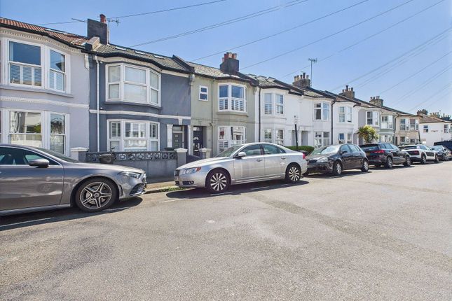 3 bed terraced house