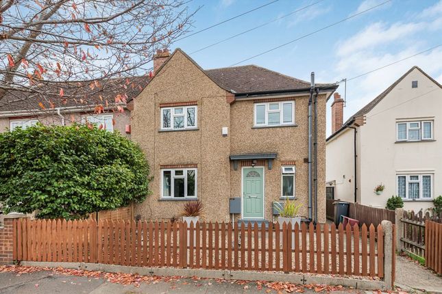 Almond Grove, Brentford TW8 2 bed end of terrace house for sale