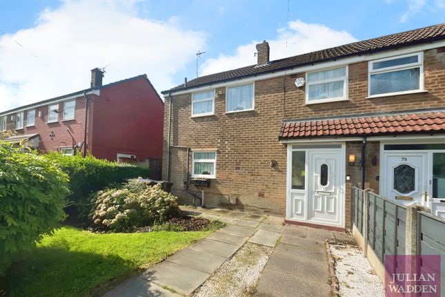 Middlesex Road, Brinnington... 2 bed semi
