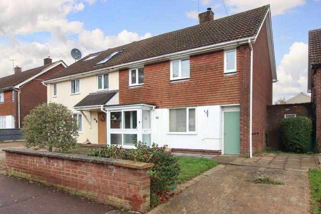Hollybush Lane, Hemel Hempstead 3 bed semi