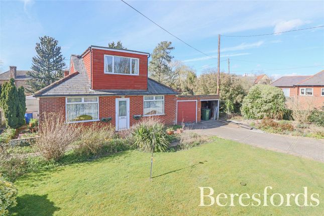 Row Green, Bakers Lane, CM77 3 bed bungalow for sale