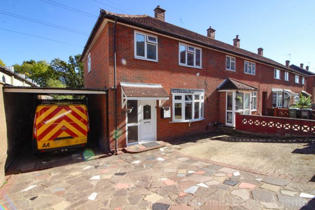 Prestwick Road, South Oxhey 3 bed end of terrace house for sale
