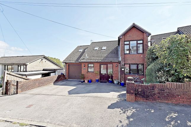 Llantrisant, Pontyclun CF72 5 bed detached house for sale
