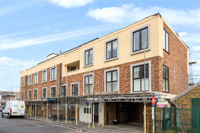 Suffolk Road, London, SE25 2 bed apartment for sale