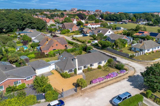 Meadow Drive, Norwich NR11 4 bed detached bungalow for sale