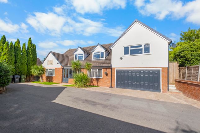 Hanbury Road, Stoke Heath, Bromsgrove... 5 bed detached house for sale