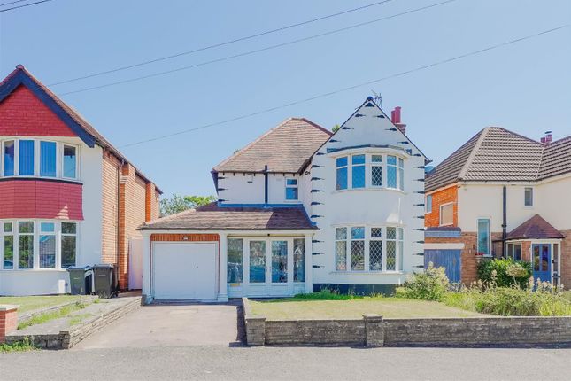 3 bedroom link detached house for sale