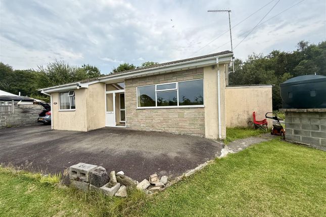 Oakford, Llanarth 3 bed detached bungalow for sale