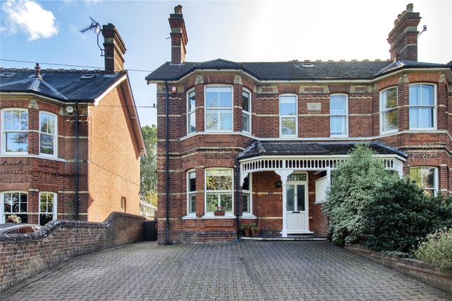 Quarry Hill Road, Tonbridge, Kent, TN9 5 bed semi
