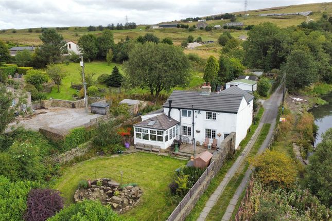 Railgate, Bacup, Rossendale, OL13 3 bed detached house for sale