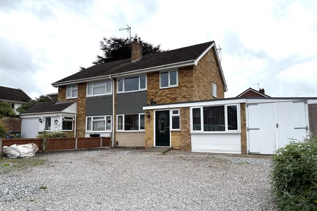 4 bedroom semi-detached house for sale