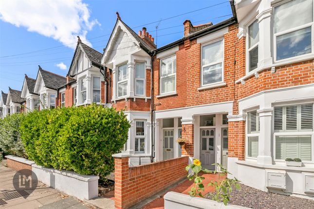 Ravensbury Road, London 2 bed flat for sale