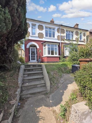 Woodlands Road, Gillingham, Kent 3 bed semi
