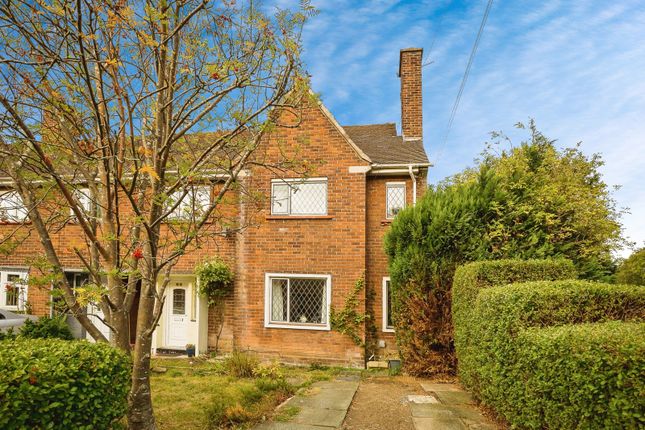4 bedroom end of terrace house for sale