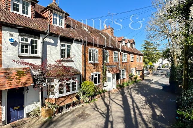 Temple Lane, Marlow SL7 3 bed cottage for sale