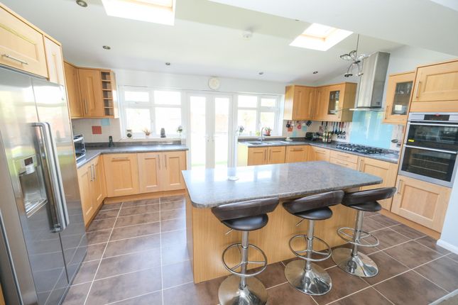 4 bedroom semi-detached house for sale