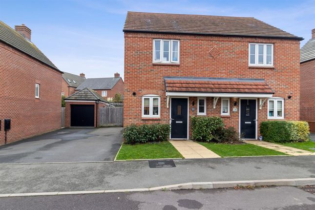 18 Norway Close, Malvern, WR13 2 bed semi