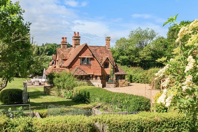 Buckhold, Reading RG8 4 bed detached house for sale