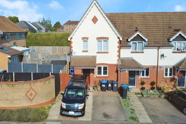 Chalkdell Hill, Hemel Hempstead HP2 3 bed end of terrace house for sale