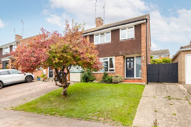 Grange Rise, Codicote, Hertfordshire... 3 bed semi