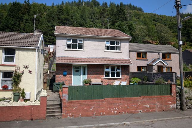 Cerrig Llwydion, Port Talbot SA12 4 bed detached house for sale