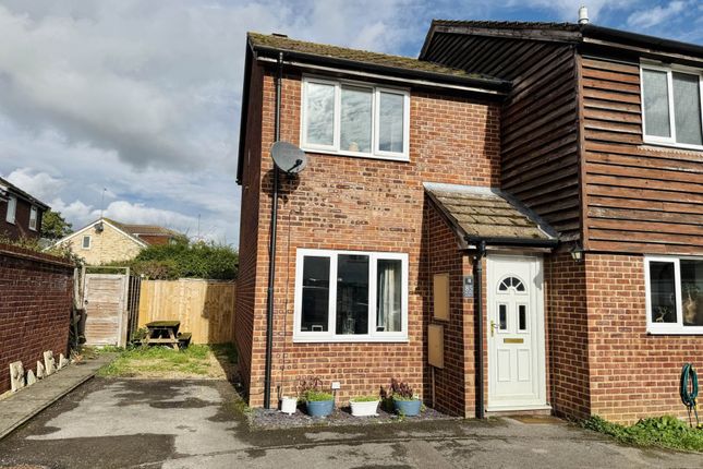 Fir Tree Avenue, Wallingford 2 bed semi