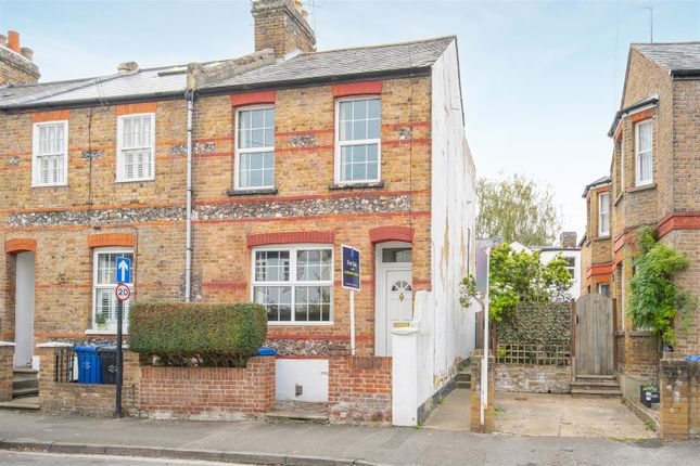 Oxford Road, Windsor 3 bed end of terrace house for sale