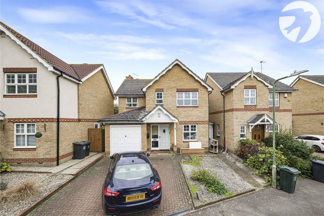 Plantation Close, Greenhithe, Kent, DA9 4 bed detached house for sale
