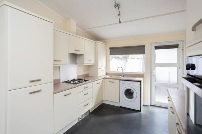 2 bed mobile/park home