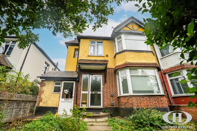Waverley Gardens, London 2 bed ground floor flat for sale