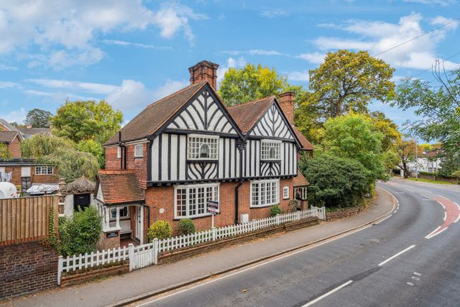 High Road Eastcote, Pinner, HA5 3 bed end of terrace house for sale