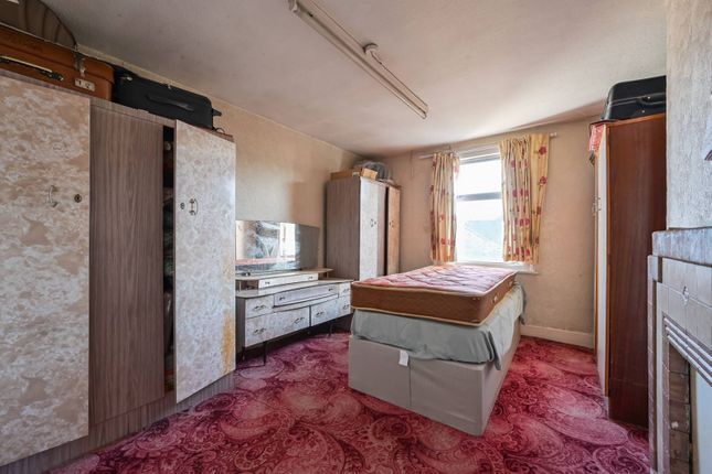 Wightman Road, Harringay, London, N4 4 bed terraced house for sale