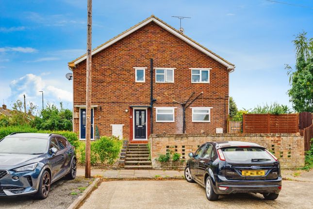 2 bedroom maisonette for sale