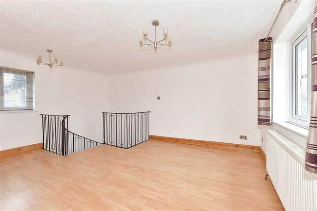 2 bed terraced house