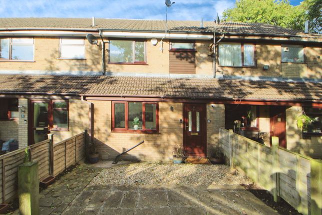 Simmondley Grove, Derbyshire SK13 3 bed terraced house for sale