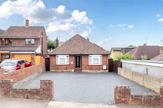 First Avenue, Northfleet, Kent, DA11 2 bed bungalow for sale