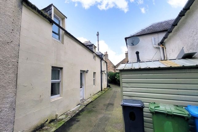 6 Smiths Lane, Nairn, IV12 4DG 3 bed semi