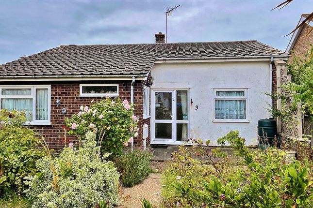 2 bed detached bungalow